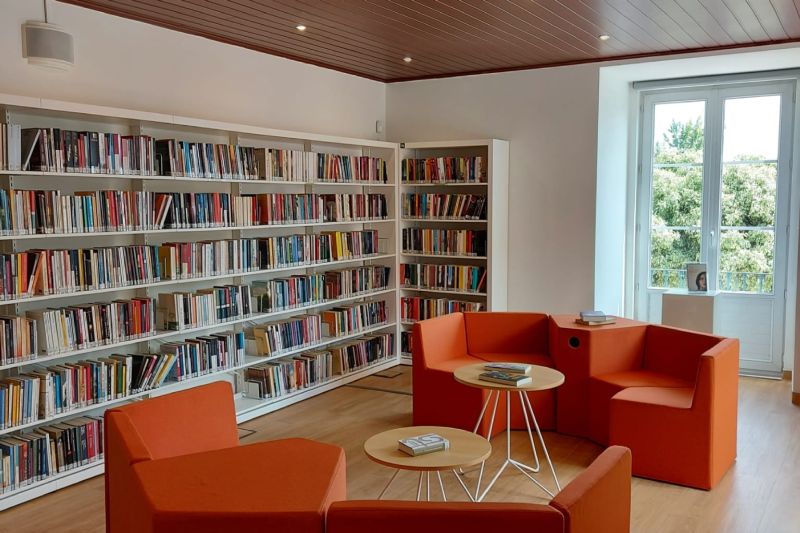 Biblioteca Municipal de Algés