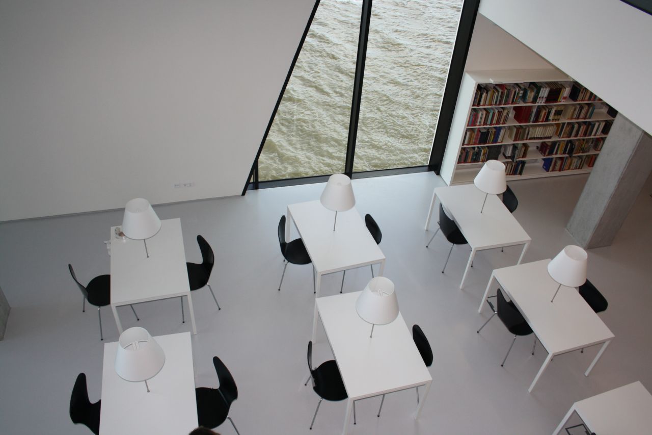 Biblioteca Municipal de Vila Franca de Xira – Fábrica das Palavras — fotografia 54 de 62